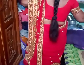 Desi beauty hotwife sary changing in home